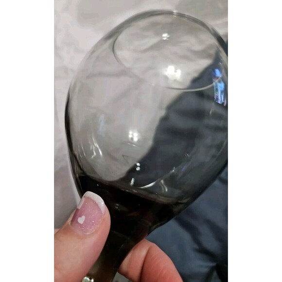 Smoke Gray Wine Glass Set Of 2 With Cat & Pawprint Etching 8” - Picture 8 of 8